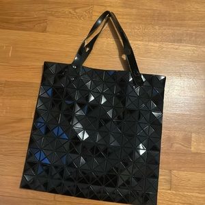 BAOBAO ISSEYMIYAKE BLACK TOTE